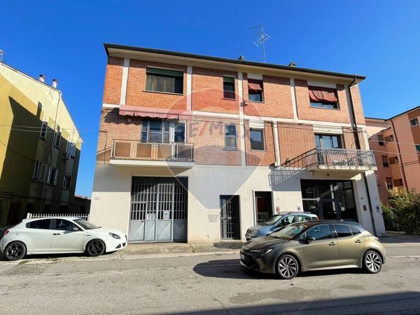 Casa Indipendente Foro Boario, Ferrara, FE Vendita