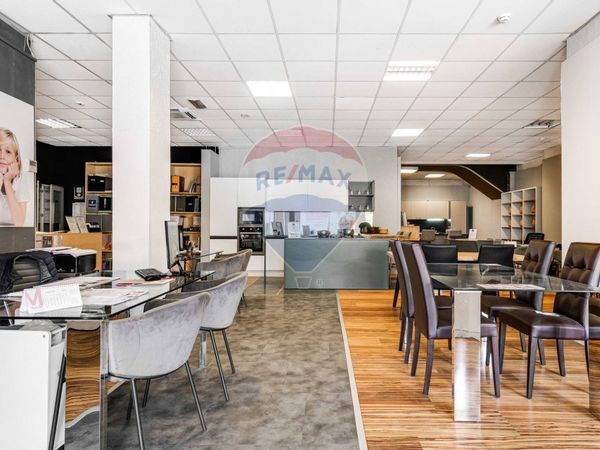 Locale Commerciale Cinque Ponti, Busto Arsizio, VA Affitto