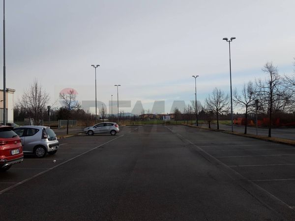 Terreno Industriale Trezzano Rosa, MI Vendita