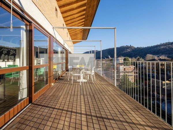 Appartamento Laveno-Mombello, VA Vendita