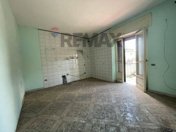 Appartamento Caivano, NA Vendita