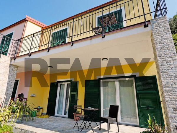 Casa Semindipendente Testana, Avegno, GE Vendita