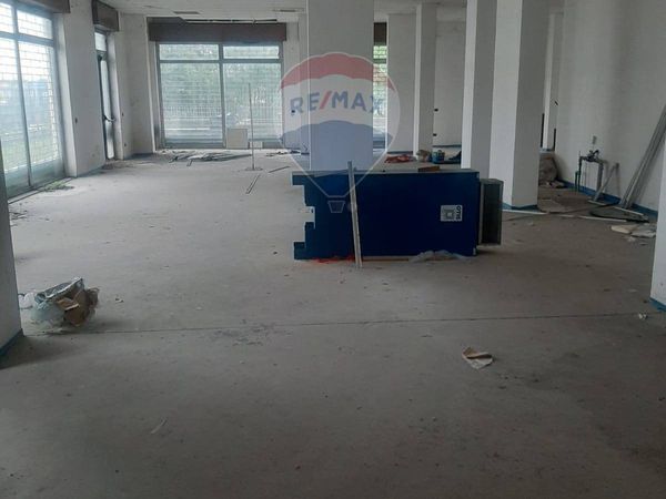 Negozio Pero, MI Affitto