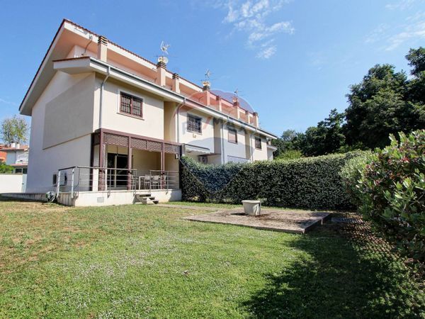 Villa o villino Cerveteri, RM Vendita