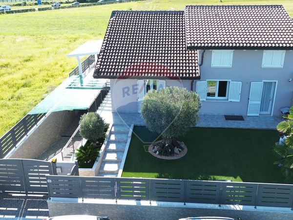 Villetta bifamiliare Sotto il Monte Giovanni XXIII, BG Vendita