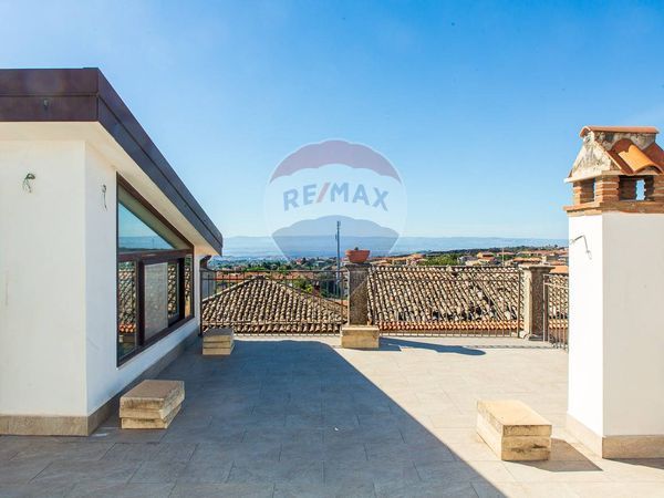 Casa Indipendente San Pietro Clarenza, CT Vendita