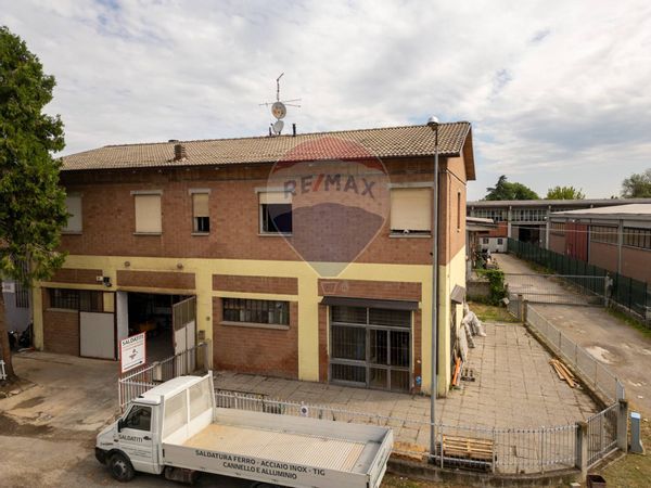 Stabile/Palazzo Cavriago, RE Vendita