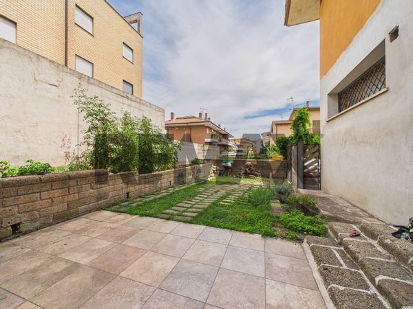 Appartamento Campagnano di Roma, RM Vendita