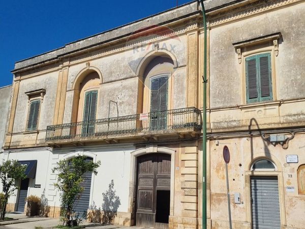 Casa Indipendente Copertino, LE Vendita