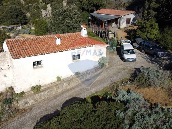 Rustico Periferia, Nuoro, NU Vendita