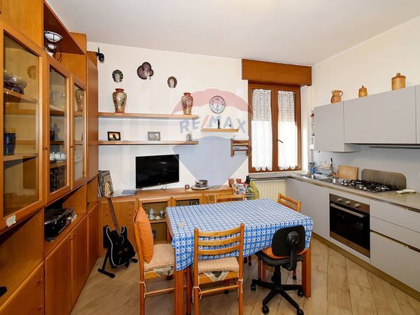 Appartamento San Giuliano Milanese, MI Vendita