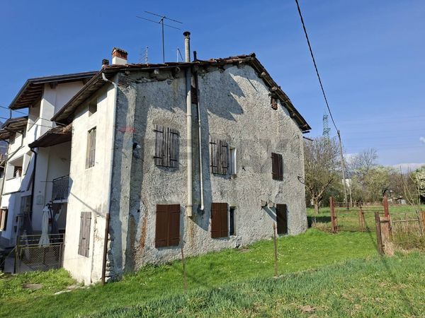 Casa Semindipendente Anzù, Feltre, BL Vendita