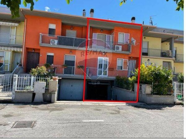 Porzione di casa Centro, Gualdo Tadino, PG Vendita