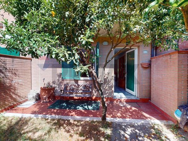 Villa a schiera Massa, MS Vendita