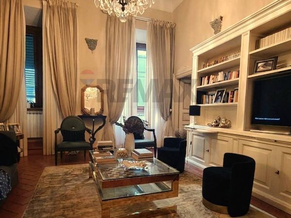 Appartamento Centro storico, Prato, PO Vendita