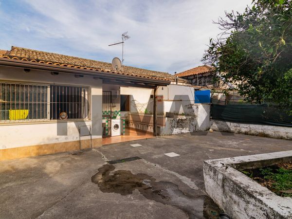 Casa Indipendente Zafferana Etnea, CT Vendita