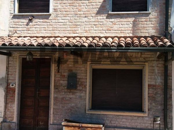Casa Semindipendente Cascina Plata, Barbianello, PV Vendita