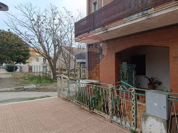 Casa Indipendente Castelluccio dei Sauri, FG Vendita - Foto 2