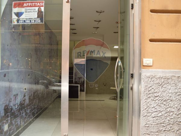 Locale Commerciale Vomero, Napoli, NA Affitto - Foto 3
