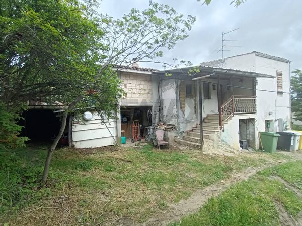 Casa Semindipendente Penne, PE Vendita