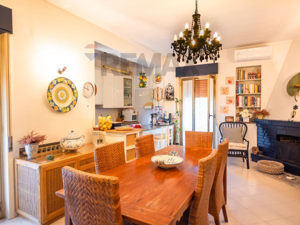 Casa Indipendente Trappitello, Taormina, ME Affitto