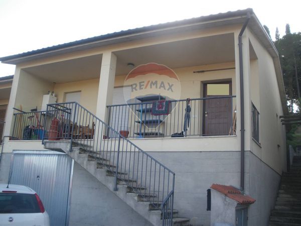 Villa a schiera Castel dell'Acquila, Montecastrilli, TR Vendita