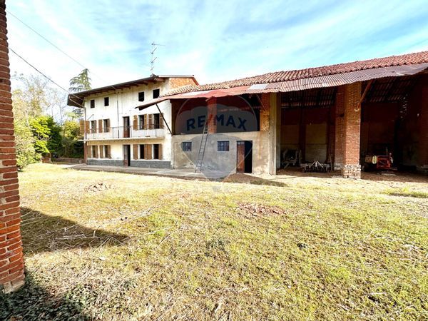 Cascina/Casale Salussola, BI Vendita