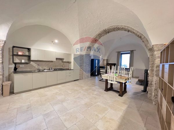 Appartamento Venosa, PZ Vendita