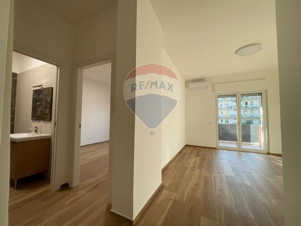 Appartamento Poggiofranco, Bari, BA Affitto