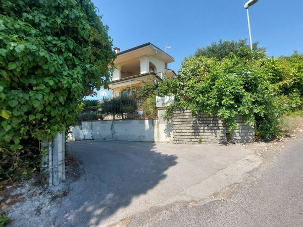 Casa Indipendente Tremensuoli, Minturno, LT Vendita