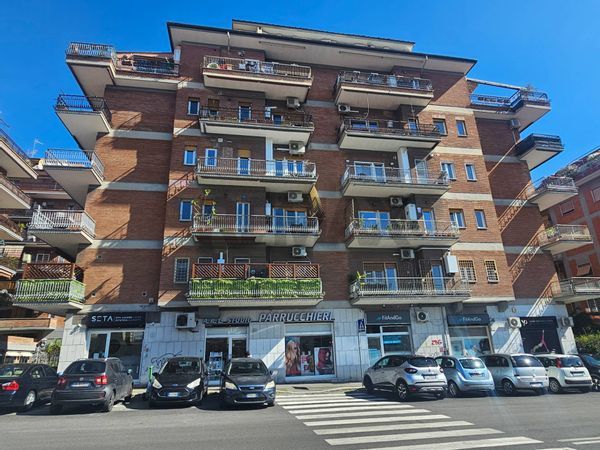 Appartamento Talenti, Roma, RM Vendita