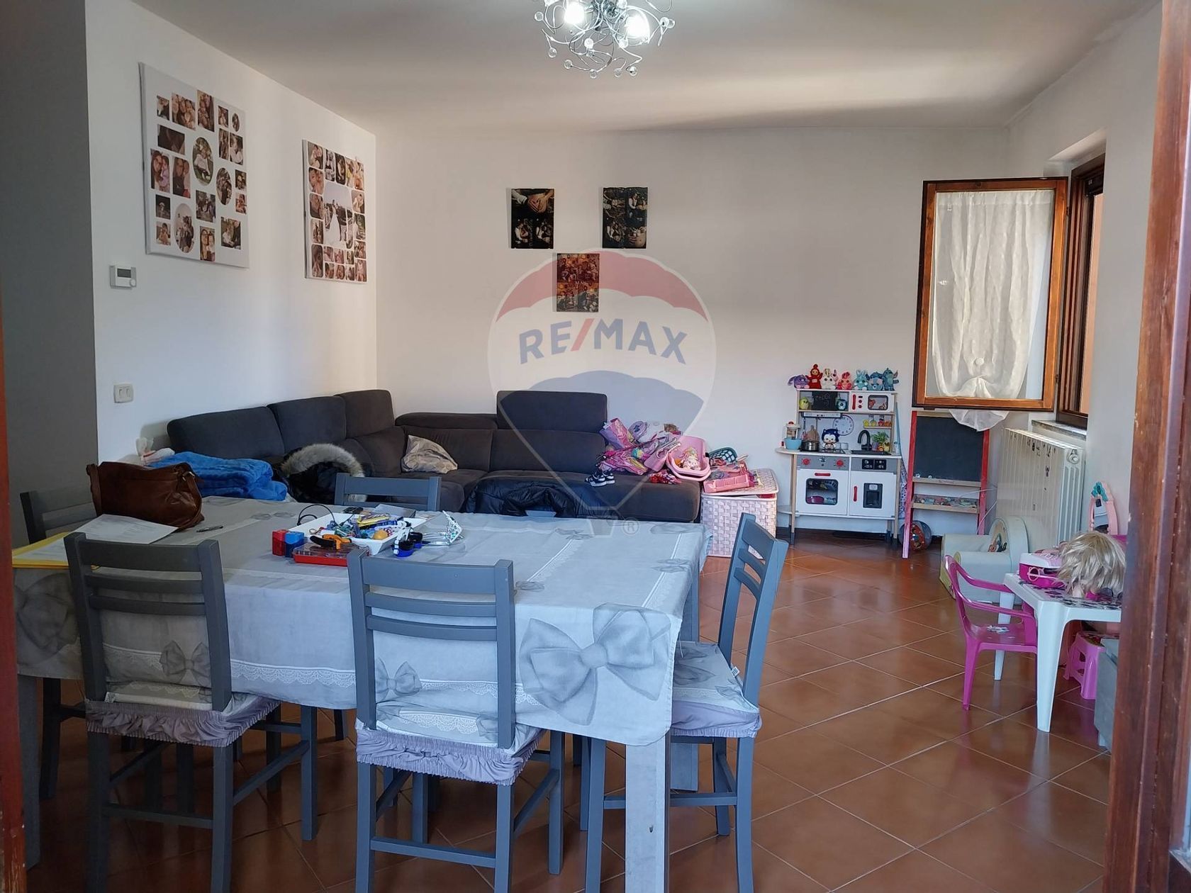 Villa a schiera Luino, VA Vendita