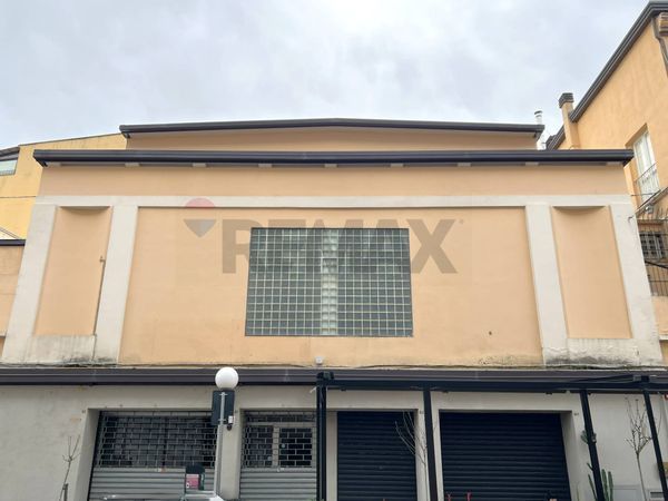 Locale Commerciale Mazzini, Cosenza, CS Vendita - Foto 4