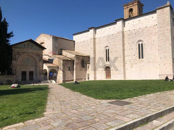 Locale Commerciale Centro storico, Perugia, PG Affitto - Foto 2