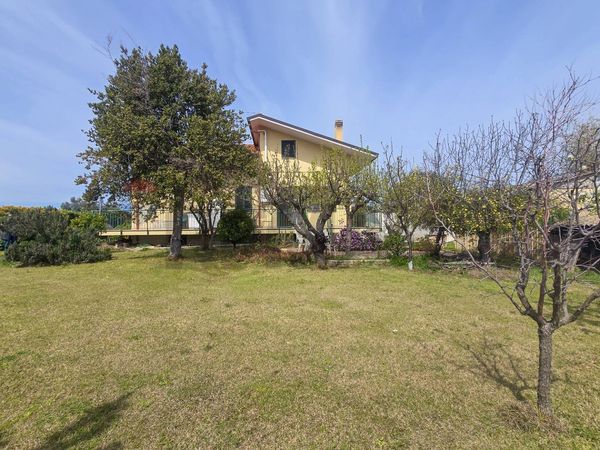 Casa Indipendente Ortona, CH Vendita