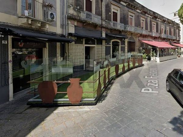 Locale Commerciale Centro Storico, Catania, CT Affitto