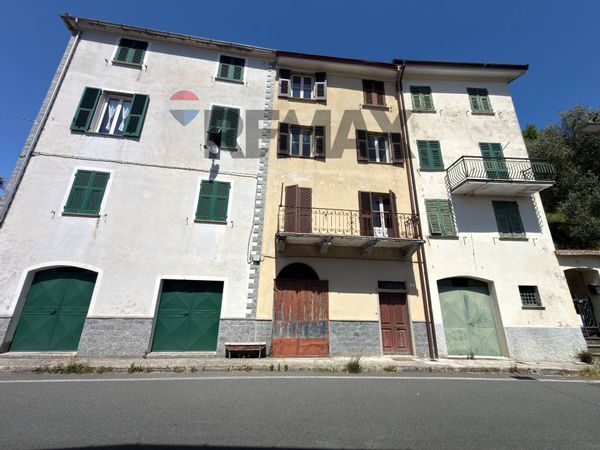 Casa Semindipendente Missano, Castiglione Chiavarese, GE Vendita