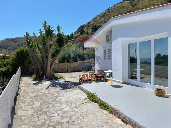 Villa singola Altavilla Milicia, PA Vendita