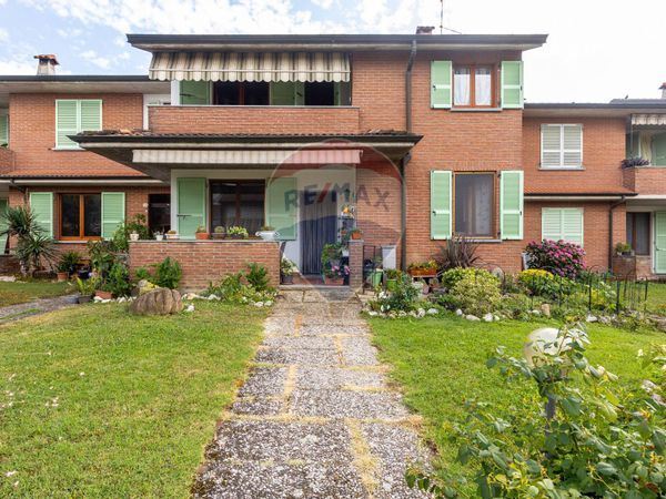 Villa a schiera Carpaneto Piacentino, PC Vendita