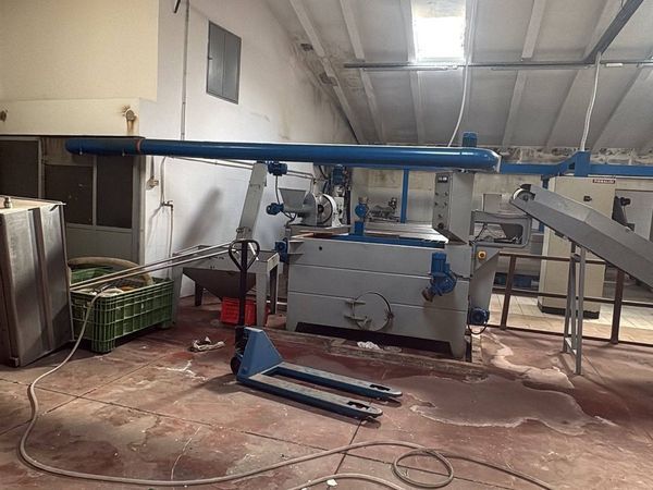 Locale Commerciale Belpasso, CT Affitto