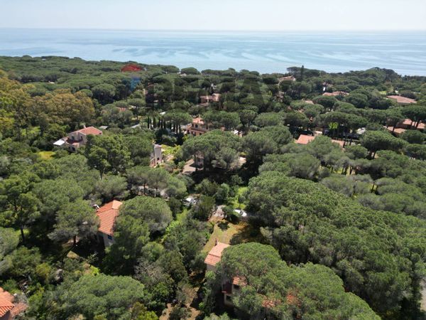 Villetta bifamiliare Zona Santa Margherita, Pula, CA Vendita