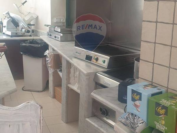 Locale Commerciale Tamburi, Taranto, TA Affitto - Foto 2