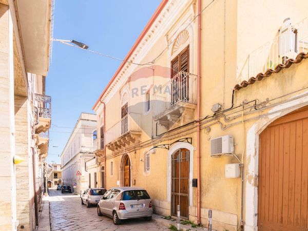 Casa Indipendente Centro, Comiso, RG Vendita