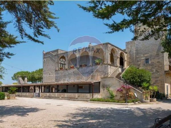 Cascina/Casale Corigliano d'Otranto, LE Vendita