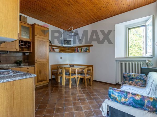Appartamento Montesiro, Besana in Brianza, MB Vendita - Foto 3