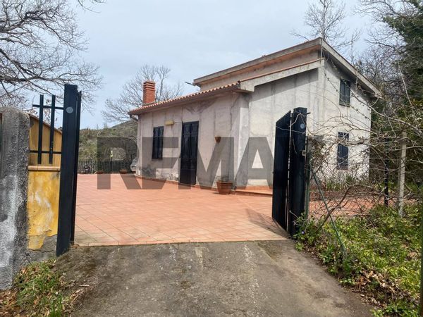 Villa o villino Adrano, CT Vendita
