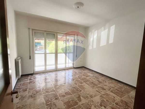Appartamento Sestri Levante, GE Vendita