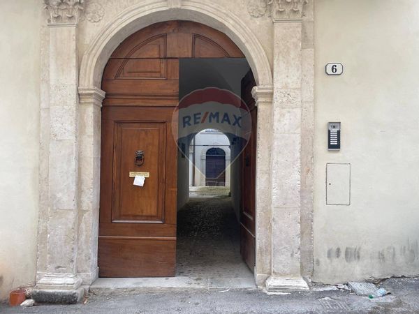 Appartamento Centro storico, L'Aquila, AQ Affitto - Foto 2