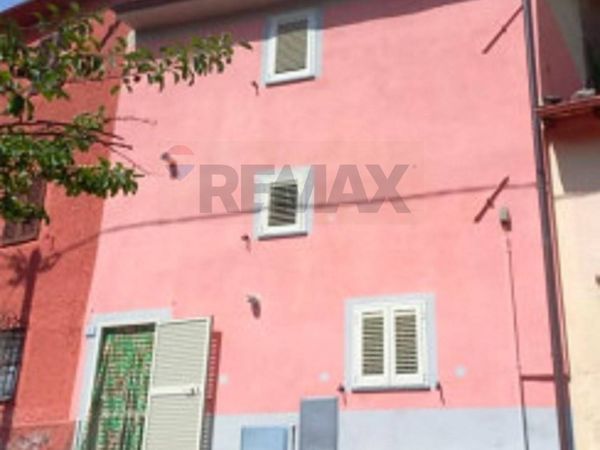 Casa Indipendente Vagli Sotto, LU Vendita