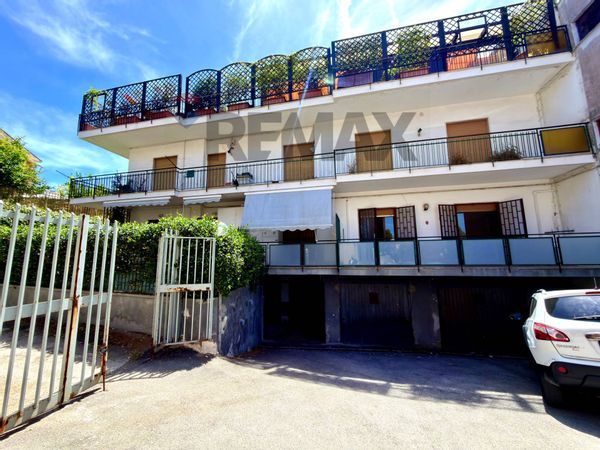 Appartamento Centro, Pozzuoli, NA Affitto